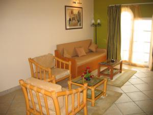 The Retreat By Zuri (ex.Country Inn and Suites)
