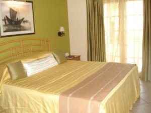 The Retreat By Zuri (ex.Country Inn and Suites)