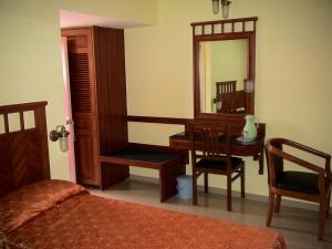 Nanu Beach Resort