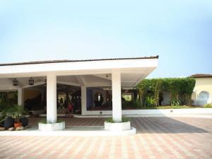 Holiday Inn Resort