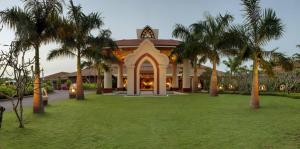 Ramada Caravella Beach